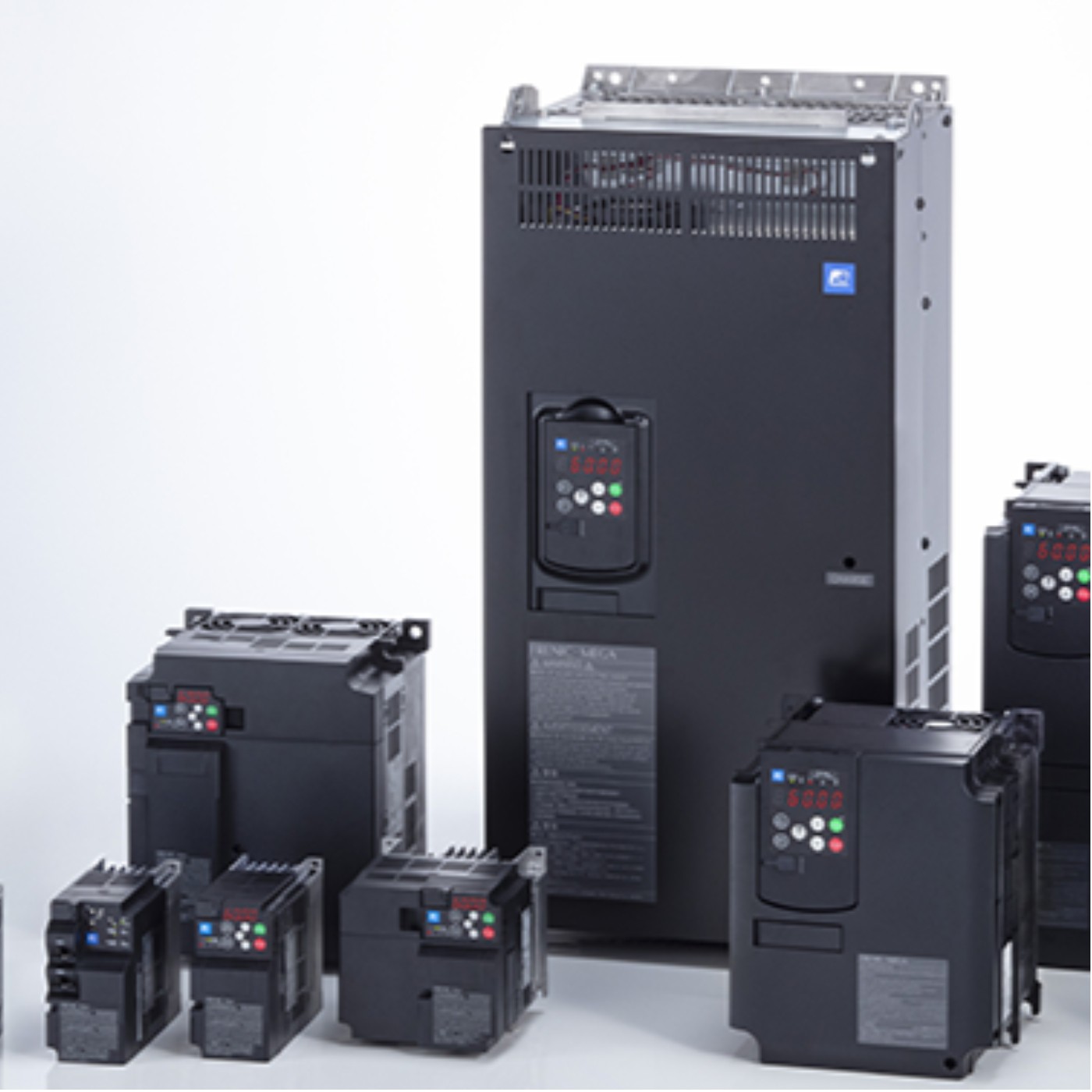 Fuji 富士电机  低压通用逆变器  FRN2.2G2S-2J